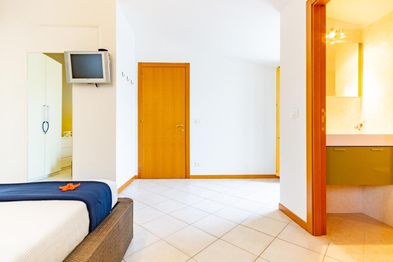 Appartamento Sabbiadoro Plus - Myho Casa Торторето Экстерьер фото